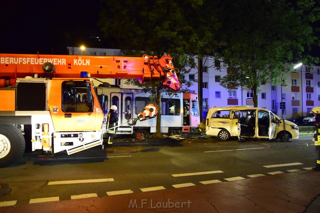 VU PKW Strab Koeln Niehl Amsterdamerstr Friedrich Karlstr P213.JPG - Miklos Laubert